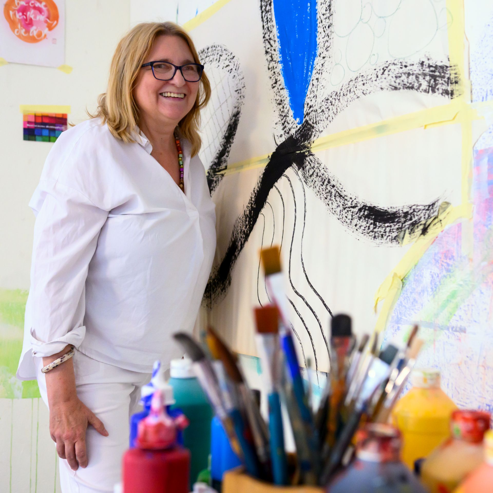 Christine Robin Weis im Atelier in Heppenheim Christine Robin Weis im Atelier in Heppenheim